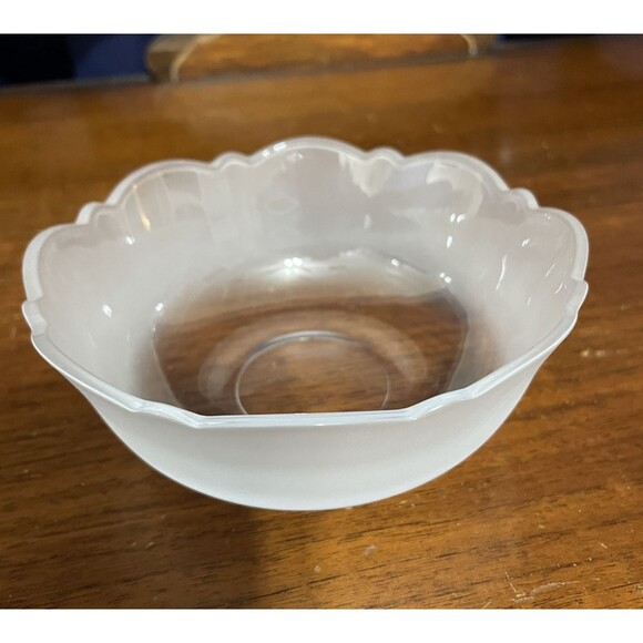 Vintage Mid-Century Modern Round Dessert Bowl Half-frosted With Scalloped Edge - Picture 1 of 4